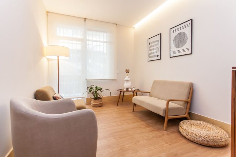 Veram Centro avanzando de Psicología y Psiquiatría, Neurofeedback y estimulación Magnética Transcraneal en Madrid Barrio Salamanca.