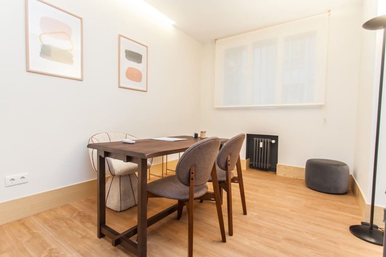 Veram Centro avanzando de Psicología y Psiquiatría, Neurofeedback y estimulación Magnética Transcraneal en Madrid Barrio Salamanca.